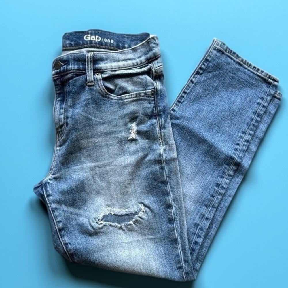GAP Girlfriend Fit Distressed Jeans